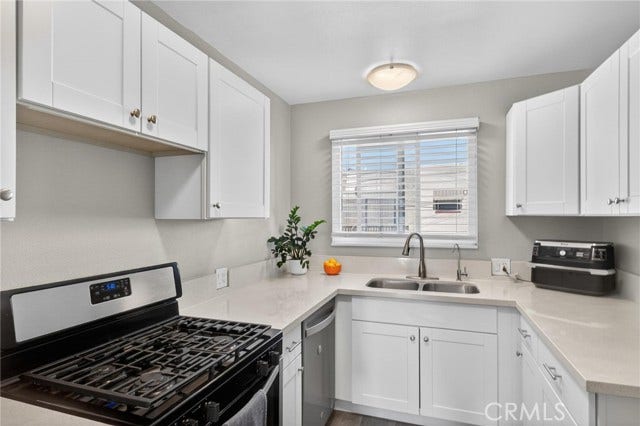 Property photo for 1057 E Appleton, #10, Long Beach, CA