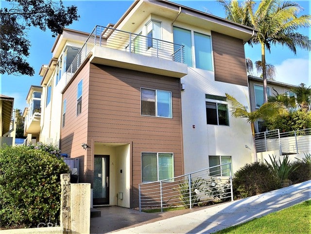Property photo for 545 Avenue B, #A, Redondo Beach, CA