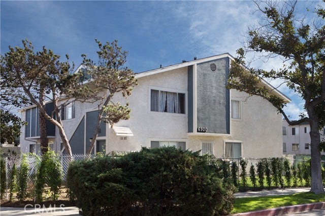 Property photo for 6900 Knowlton PL, Los Angeles, CA