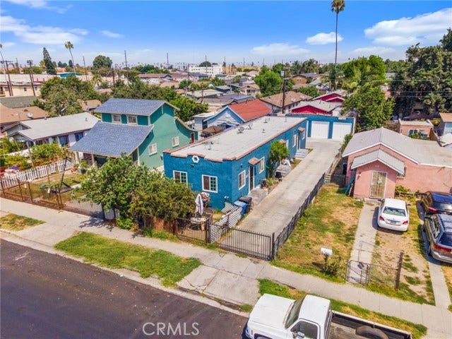 Property photo for 135 E 77th ST, Los Angeles, CA