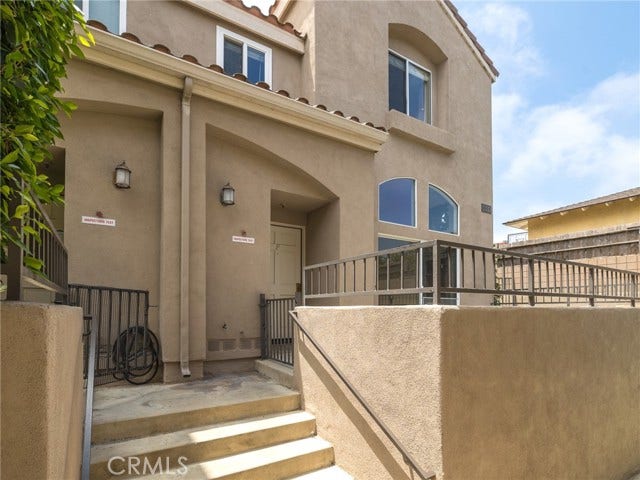 Property photo for 1333 E Grand AVE, #F, El Segundo, CA