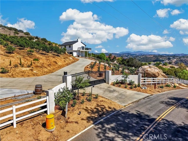 42450 El Calamar, Temecula, CA 92590