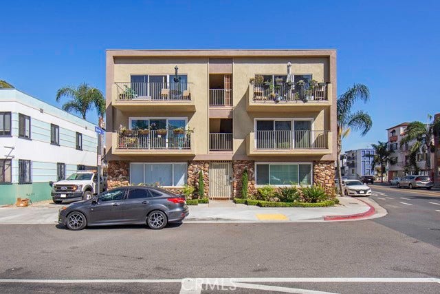 Property photo for 21 Alamitos, #1, Long Beach, CA
