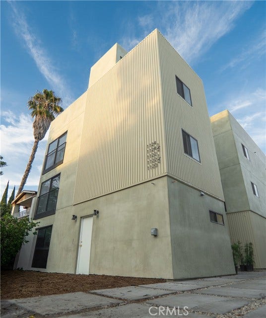 Property photo for 1122 N Beachwood, #1/2, Los Angeles, CA