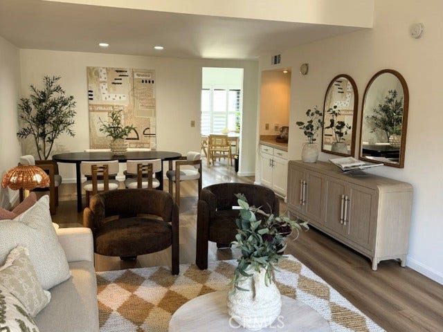 Property photo for 935 Main ST, El Segundo, CA