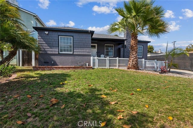 Property photo for 703 Avenue D, Redondo Beach, CA