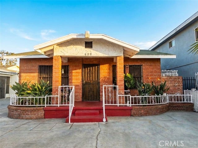 Property photo for 628 E 87th place, Los Angeles, CA