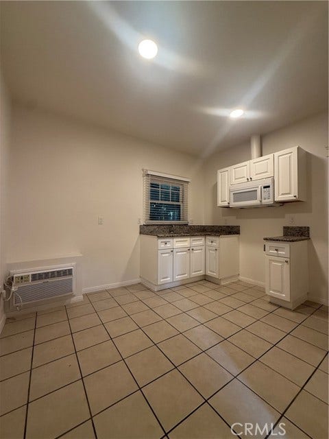 Property photo for 718 Chestnut AVE, #12, Long Beach, CA