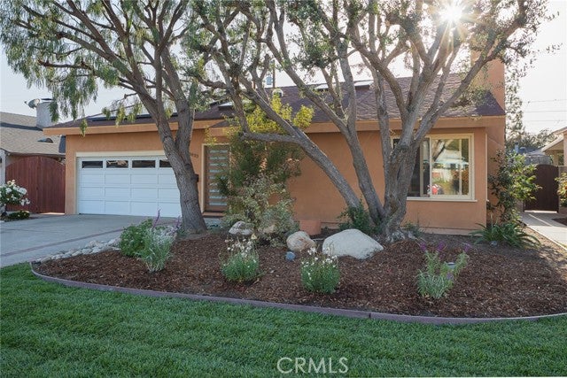 Property photo for 3833 Marwick Avenue, Long Beach, CA