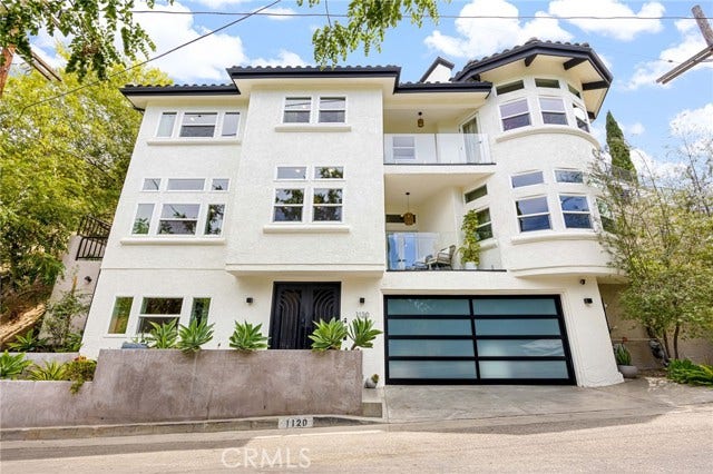 Property photo for 1120 Oban, Los Angeles, CA