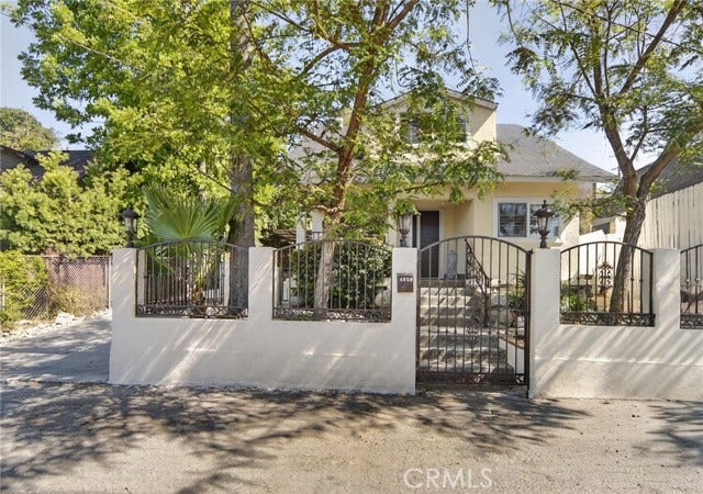 Property photo for 5929 Weaver Lane, Los Angeles, CA