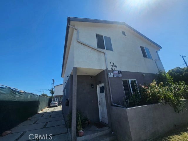 Property photo for 720 W 85th, Los Angeles, CA