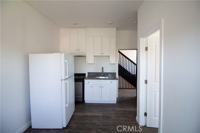 Property photo for 1112 Elden Ave, #29, Los Angeles, CA
