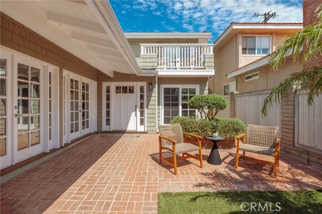 Property photo for 3504 N Poinsettia AVE, Manhattan Beach, CA