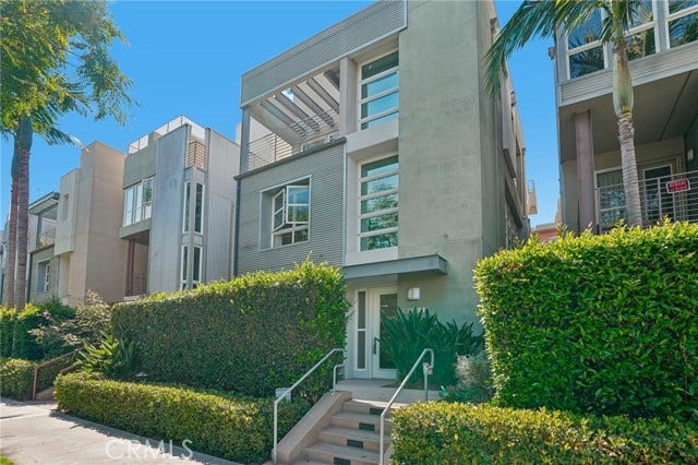 Property photo for 13011 Discovery CRK, Playa Vista, CA