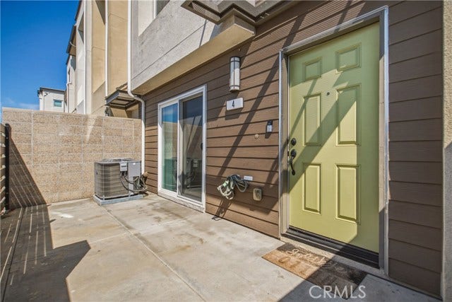 Property photo for 14053 Spurlock LN, #4, Gardena, CA
