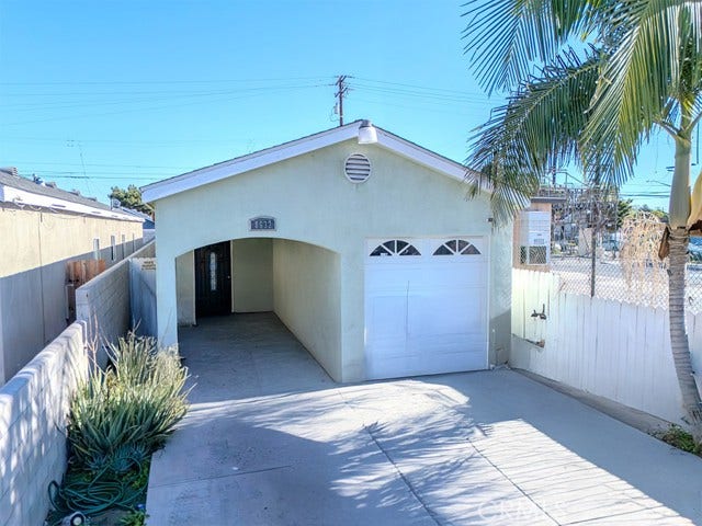 Property photo for 8632 S Fir AVE, Los Angeles, CA