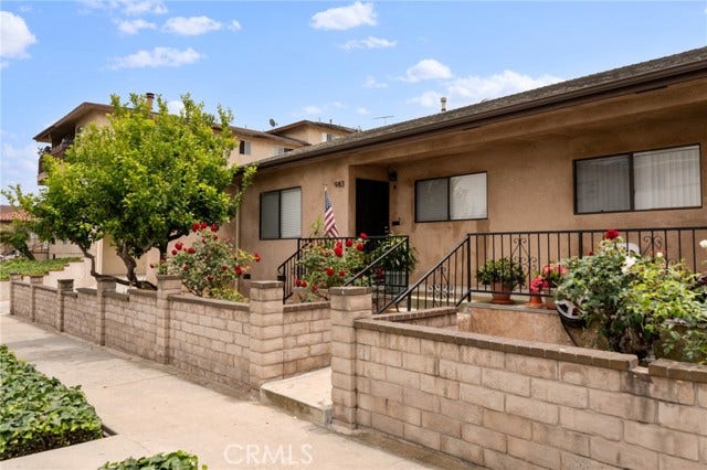 Property photo for 983 W 10th ST, San Pedro, CA
