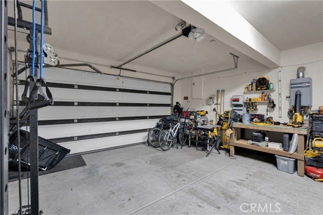 16022 Shawnee LN, Victorville, CA 92394