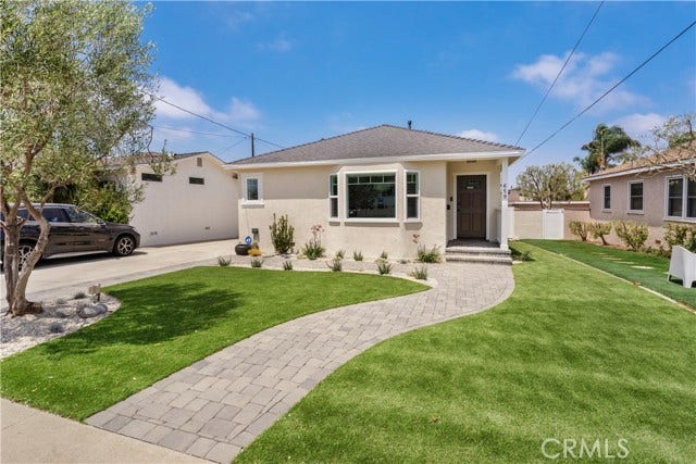 Property photo for 659 W Sycamore, El Segundo, CA