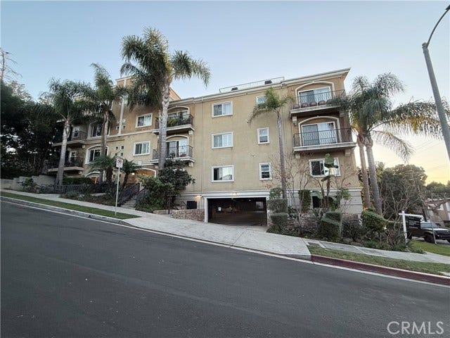 Property photo for 3401 S Bentley AVE, #203, Los Angeles, CA