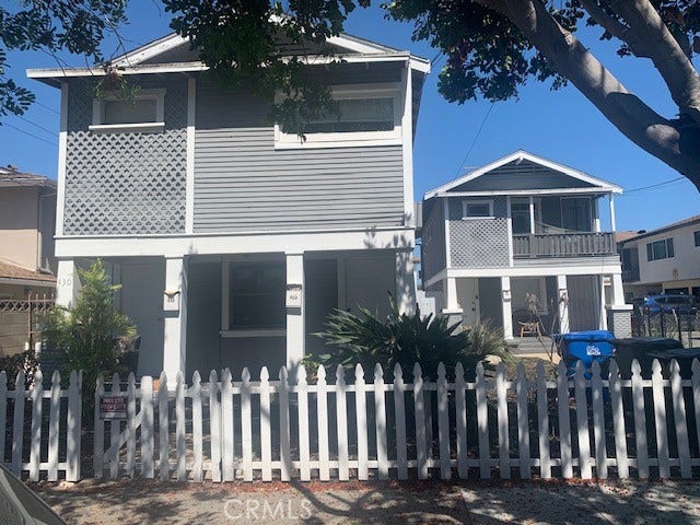 Property photo for 428 Almond Ave, Long Beach, CA