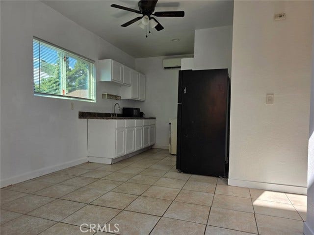 Property photo for 14853 San Fernando Misson Blvd, Los Angeles, CA