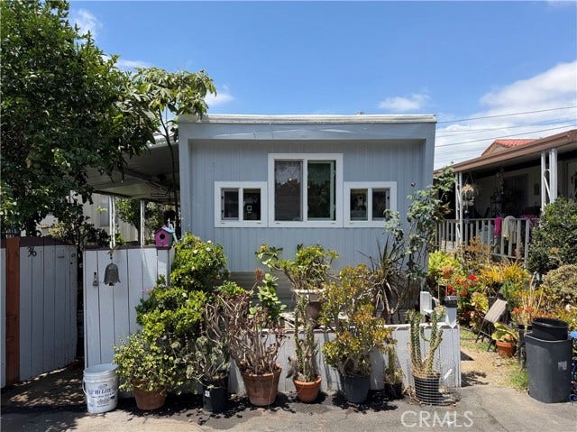 Property photo for 520 E Carson ST, Carson, CA