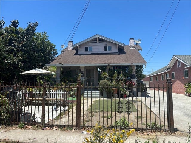 Property photo for 927 W 48th ST, Los Angeles, CA