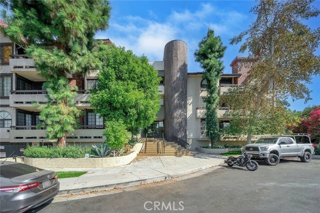 Property photo for 5534 Encino Avenue, #115, Encino, CA