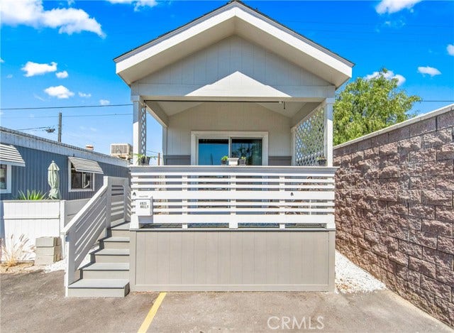 Property photo for 4925 Holly, Long Beach, CA