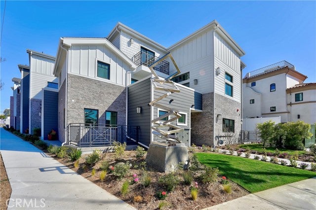 Property photo for 804 N Catalina Avenue, Redondo Beach, CA