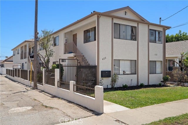 Property photo for 423 W 17th, San Pedro, CA