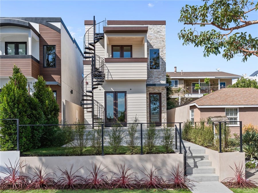 Property photo for 417 Standard, El Segundo, CA