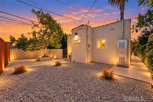 3101 W 60th, Los Angeles, CA 90043