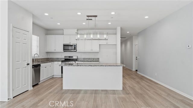 3400 E Foxglove, Ontario, CA 91761