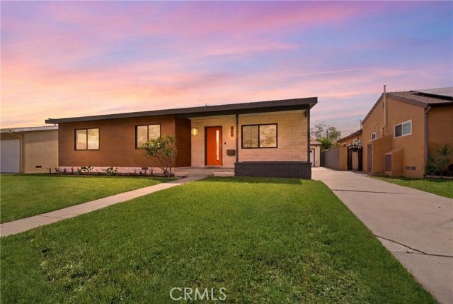 Property photo for 2260 Gondar AVE, Long Beach, CA