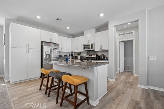 5254 Wildflower, Fontana, CA 92336 5254 Wildflower, Fontana, CA 92336