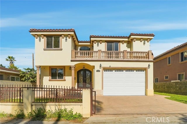 Property photo for 127 W 219th PL, Carson, CA