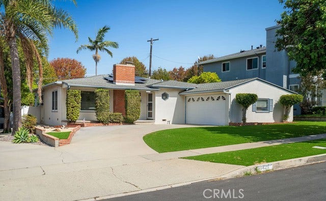 Property photo for 7419 W 89th ST, Los Angeles, CA