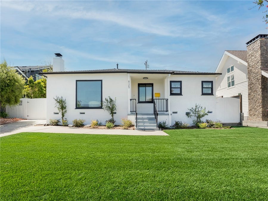 Property photo for 825 Bungalow DR, El Segundo, CA