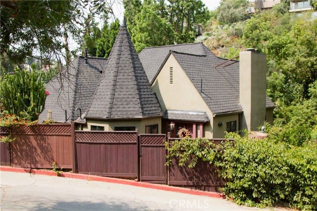 Property photo for 2318 Holly DR, Los Angeles, CA