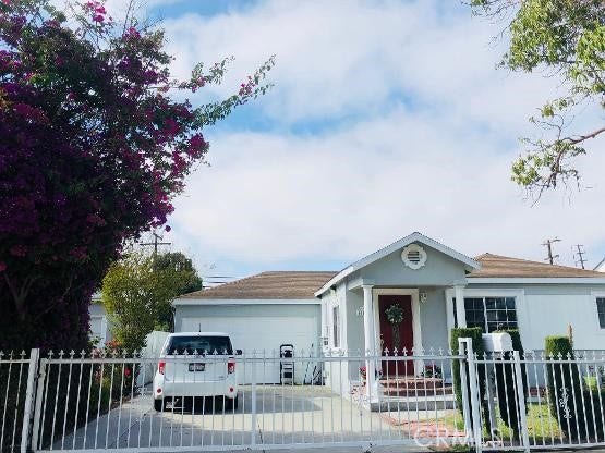 Property photo for 2016 E 63rd, Long Beach, CA