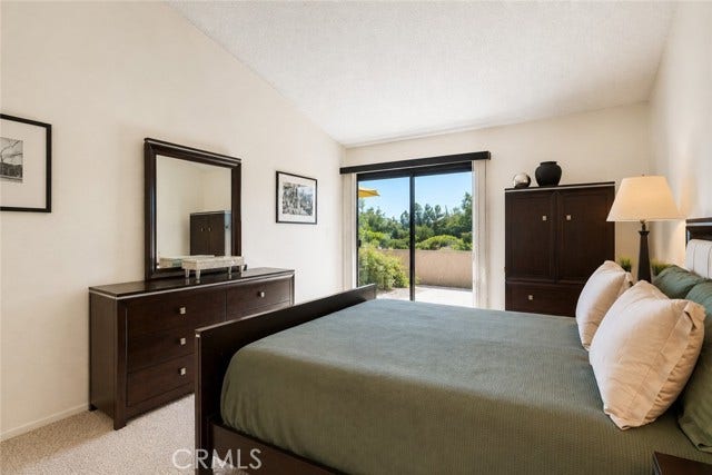 17808 Corte Huasco ST, #60, San Diego, CA 92128