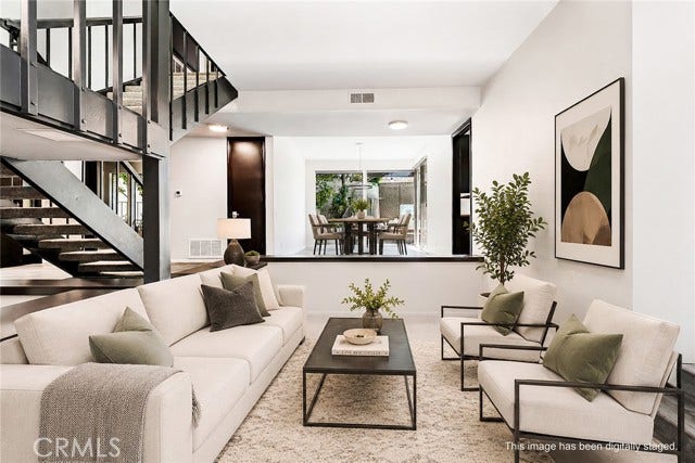 Property photo for 4000 Marion WAY, Long Beach, CA