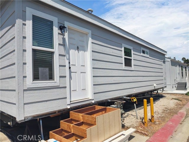 Property photo for 1930 Stewart ST, #43, Santa Monica, CA