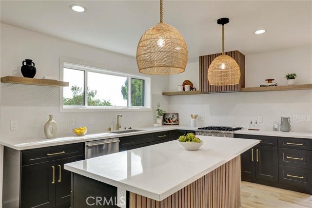 Property photo for 5218 Barker DR, Los Angeles, CA