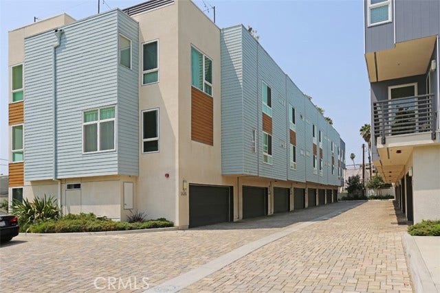 Property photo for 5640 Observation, Los Angeles, CA