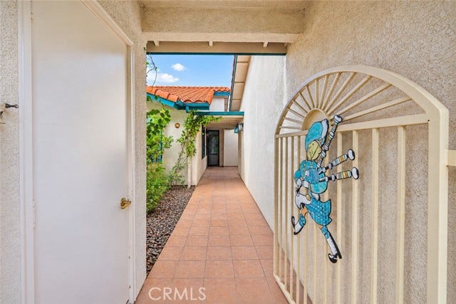 1060 Clubhouse, Hemet, CA 92545 1060 Clubhouse, Hemet, CA 92545