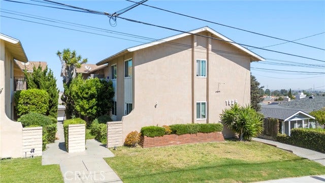 Property photo for 1925 Gates AVE, Redondo Beach, CA